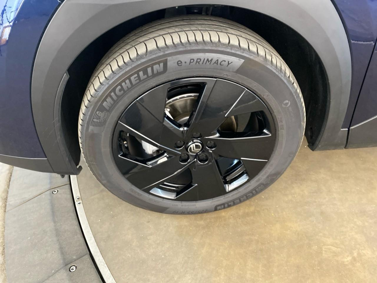 Citroën C5 Aircross hybride 145 ch e-dcs6 max — photo 11