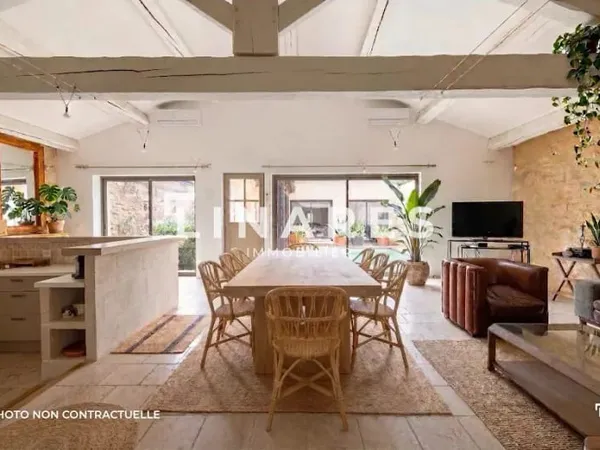Appartement 5 pièces 210 m²