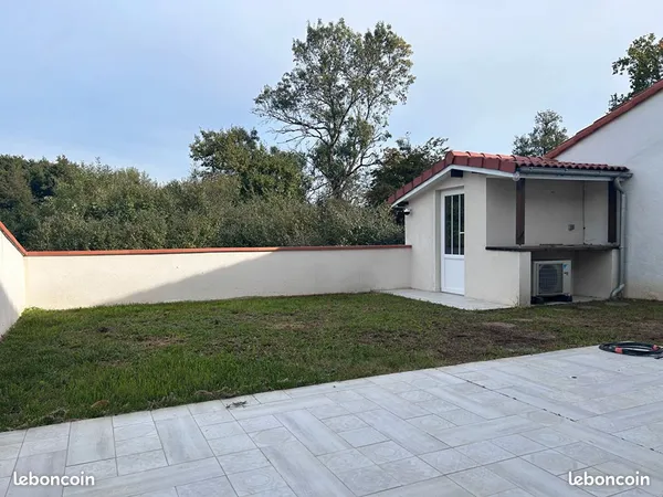 Maison Bouguenais Village - 61 m² - 2 chambres - Jardin sans vis-à-vis - DPE A