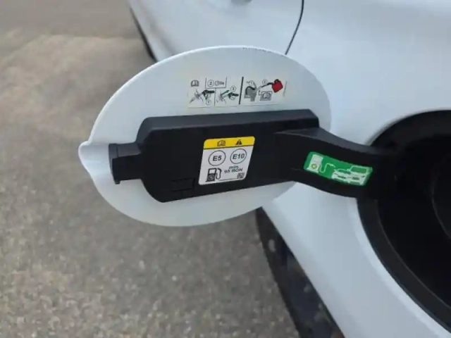 Ford Fiesta 1.0 ecoboost 95ch connect business nav 5p — photo 13