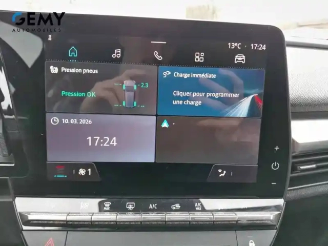 Renault Megane e-tech ev60 220 ch super charge — photo 23