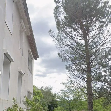 Maison 5 pièces de 90 m² avec jardin, terrasse et garage