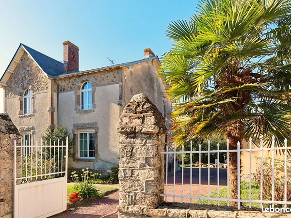 Maison 5 pièces 165 m²