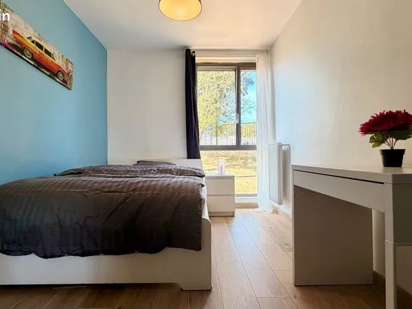 Colocation - chambre meublee