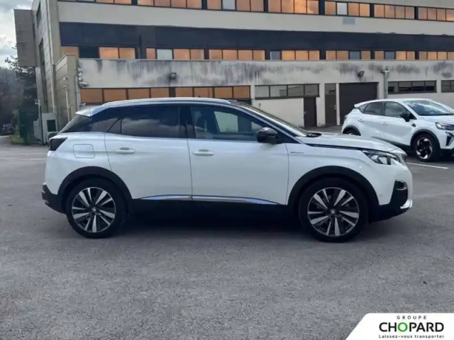 Peugeot 3008 hybrid4 300 e-eat8 — photo 36