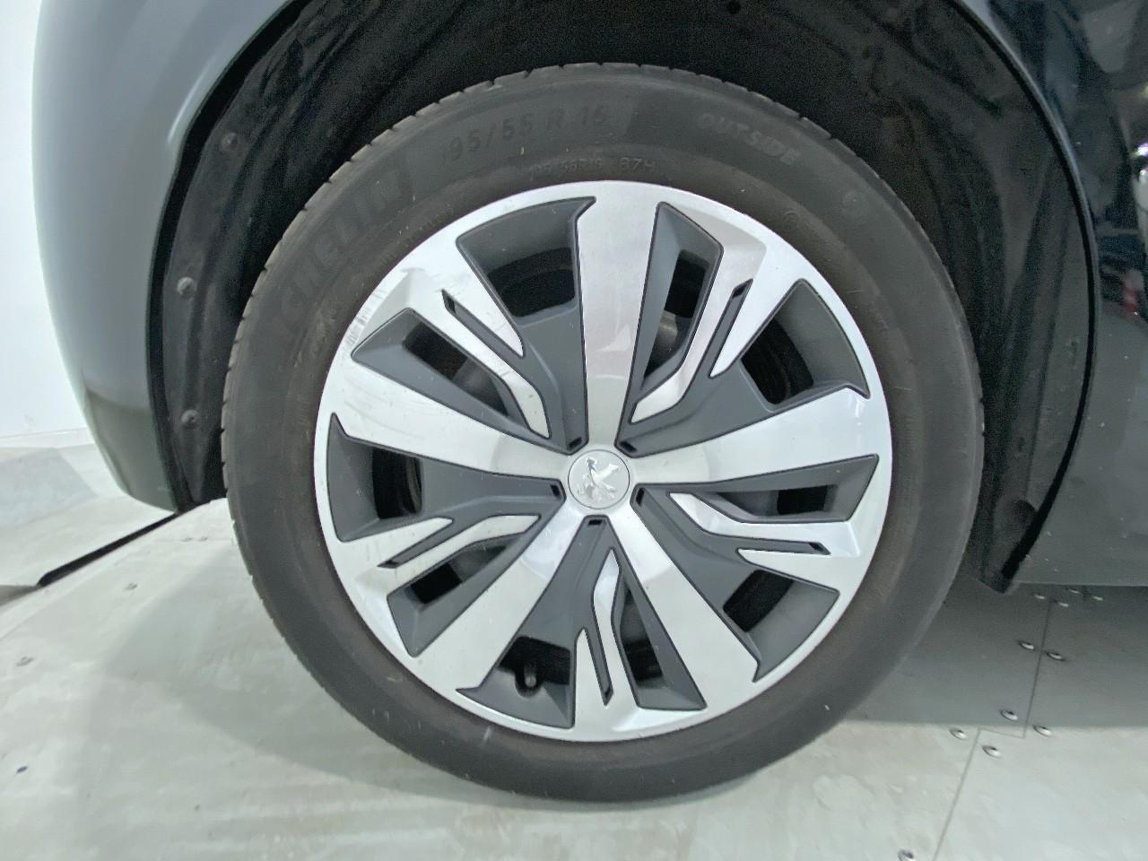 Peugeot 208 puretech 75 s&s bvm5 active business — photo 17