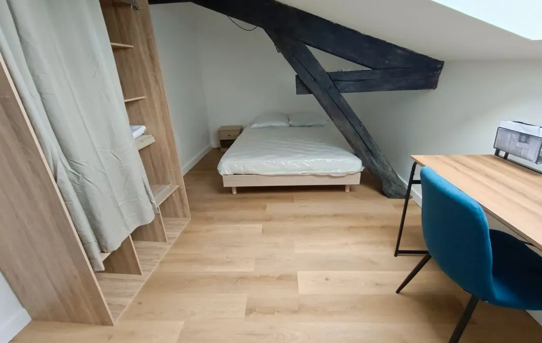 Photo 1
