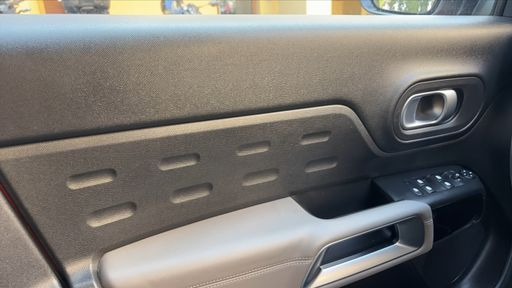 Citroen C5 Aircross 1.5 BlueHDi 130 EAT8 - Shine – 2020 – 72579 km – Diesel – Boîte Automatique — photo 31