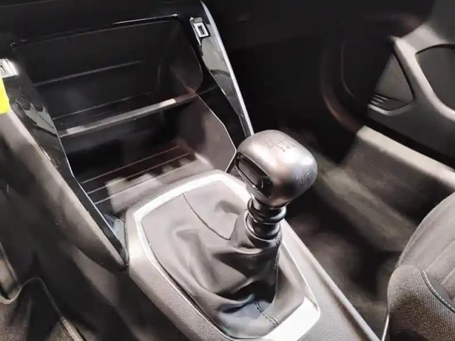 Peugeot 208 bluehdi 100 s&amp;s bvm6 style — photo 24