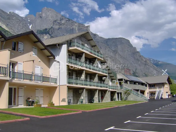Hôtellerie et restauration Vente Saint-Julien-Mont-Denis   1200000€