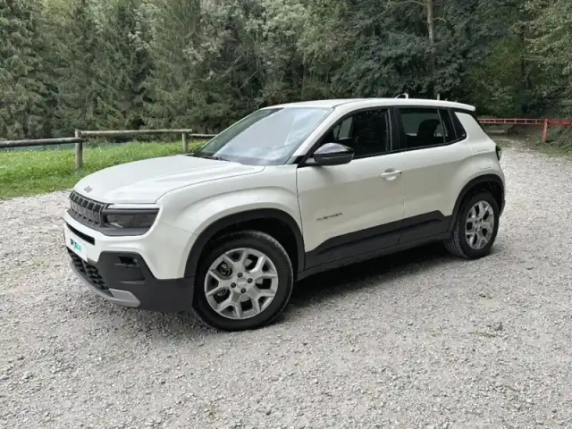 Jeep Avenger electrique 156ch 115kw altitude