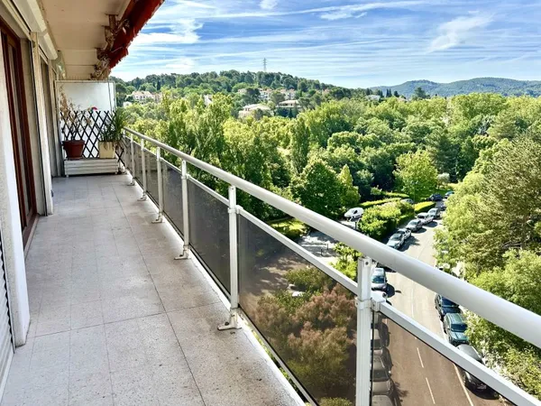 Location meublée - Aix-en-Provence - Résidence La Tour d'Aygosi
