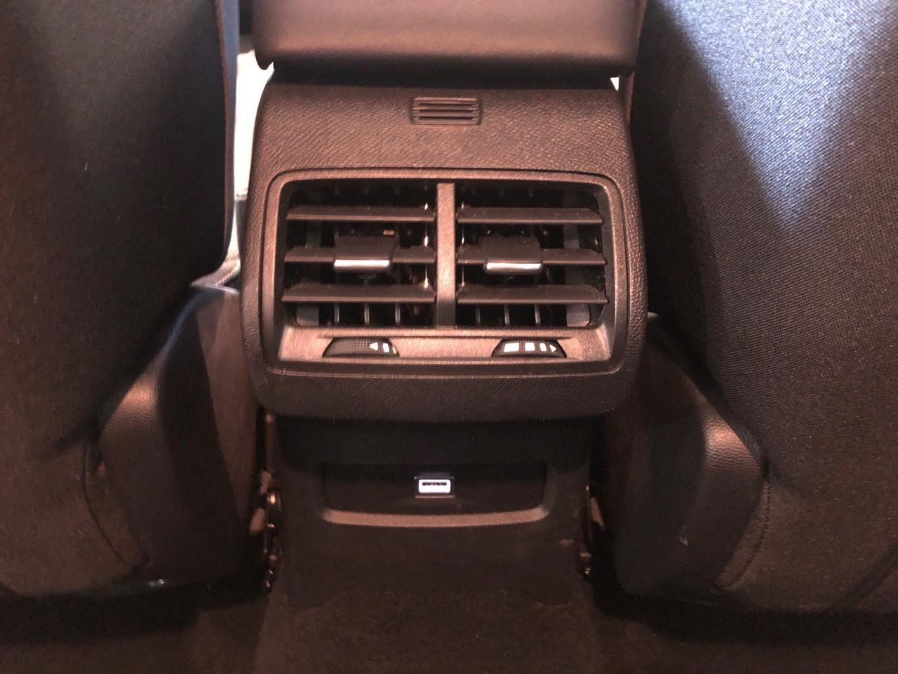 Citroën C4 hybride 136 e-dcs6 plus — photo 24
