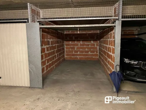 Garage/Parking 11 m²