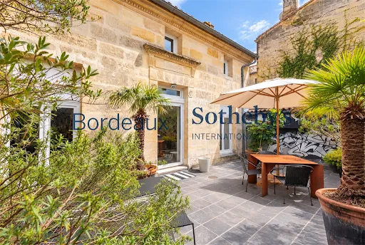 Appartement 7 pièces 312 m²