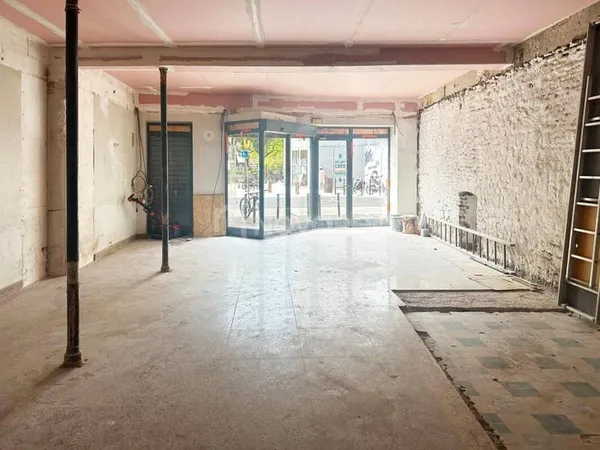 Local commercial 75 m²