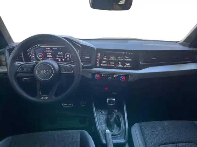 Audi A1 sportback 35 tfsi 150 ch s tronic 7 — photo 42