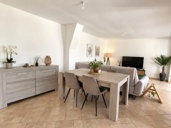 Loft 4 pièces 104 m²