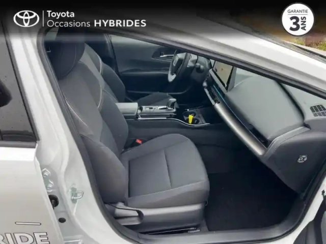 Toyota Prius hybride rechargeable 223ch design — photo 17