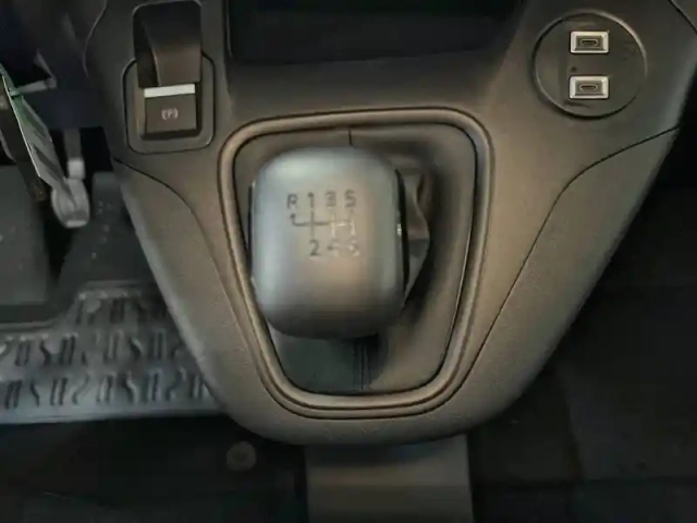 Citroën Berlingo diesel 100 ch m manuelle — photo 14
