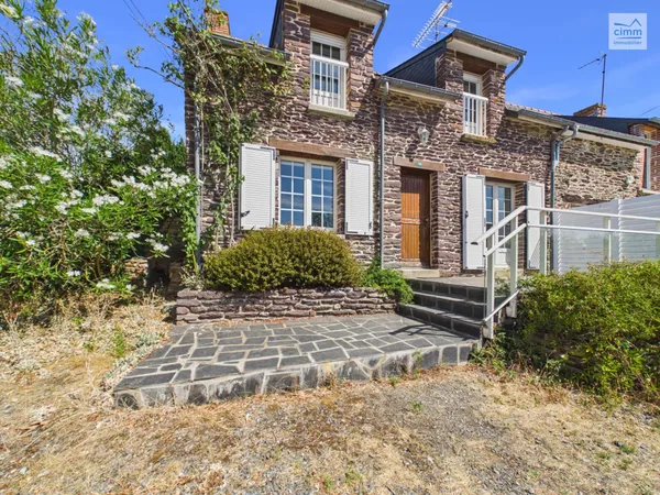 Location maison T5  meublée - GUIPRY
