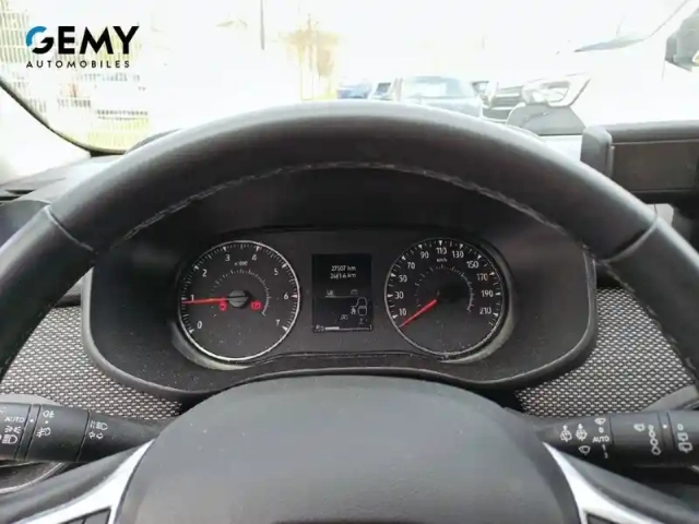 Dacia Sandero eco-g 100 - 22 — photo 30