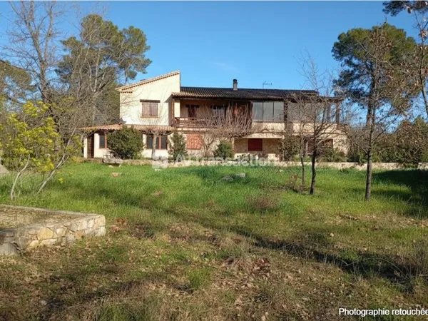 LES ARCS : Maison de 282 m2 sur terrain de 5500m2