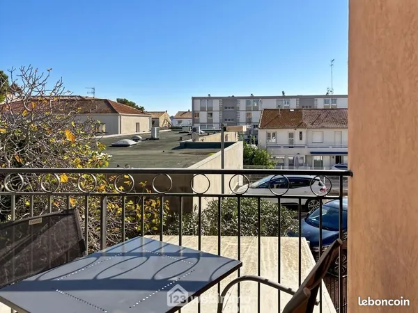 Studio 1 pièce 19 m²
