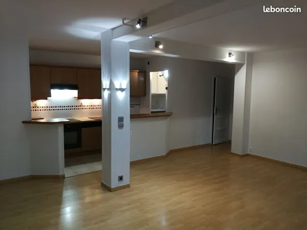 Location t2 550