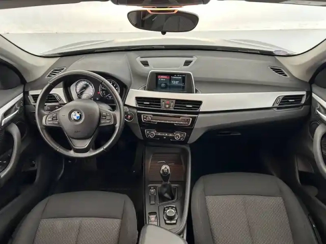 Bmw X1 sdrive 18i 140 ch — photo 84