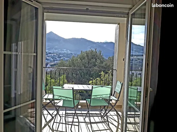 Appartement T2 35 m2 parking et cave L'ile rousse