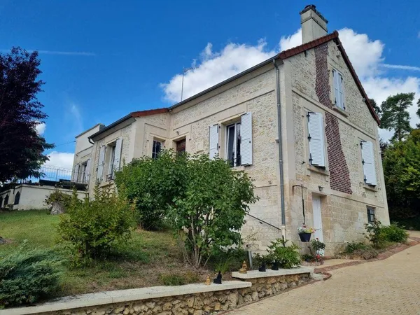 Maison de plain-pied 6 pièces 130 m²