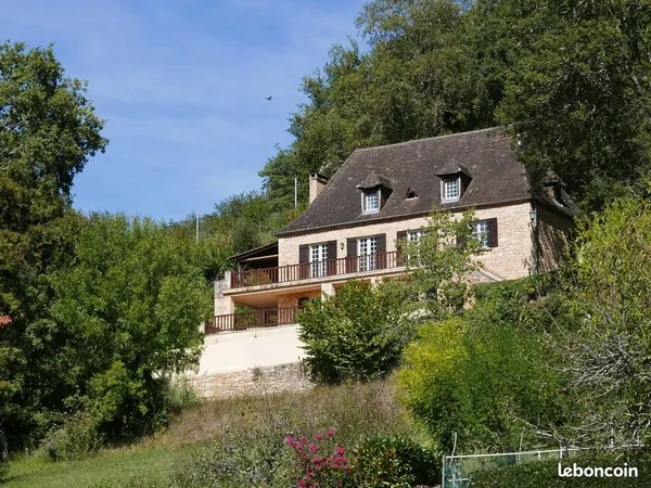 Maison 7 pièces 192 m²
