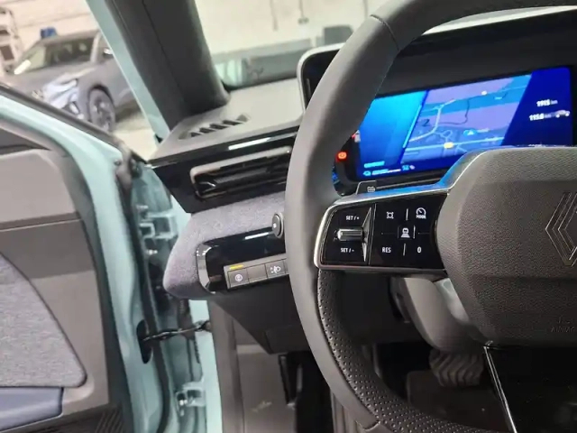 Renault 4 renault  e-tech electrique 150 ch autonomie confort — photo 72