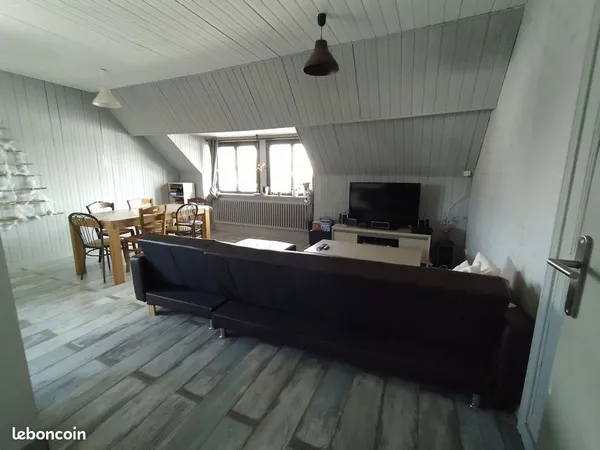 COLOCATION dans un appartement de 4 chambres