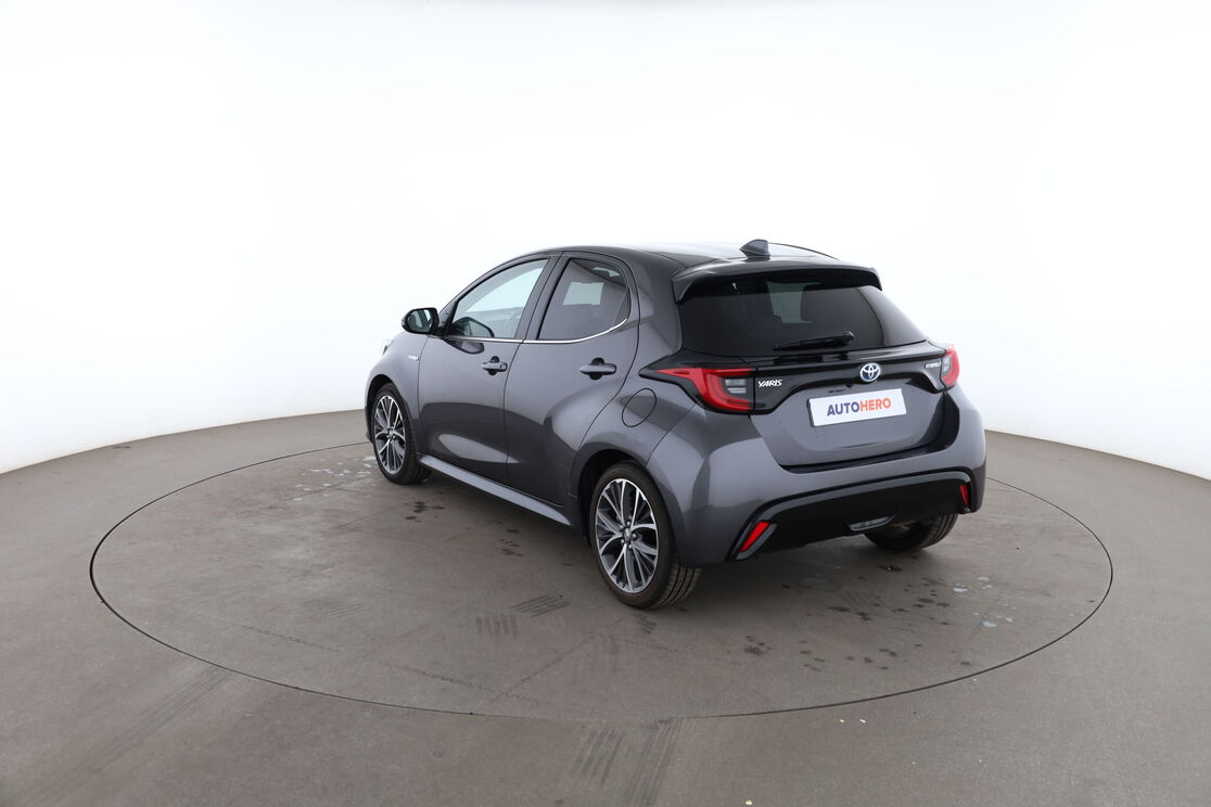 Toyota Yaris 1.5 Hybride Iconic — photo 3