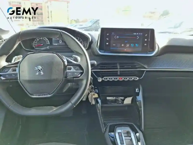 Peugeot 208 puretech 100 s&amp;s eat8 — photo 40