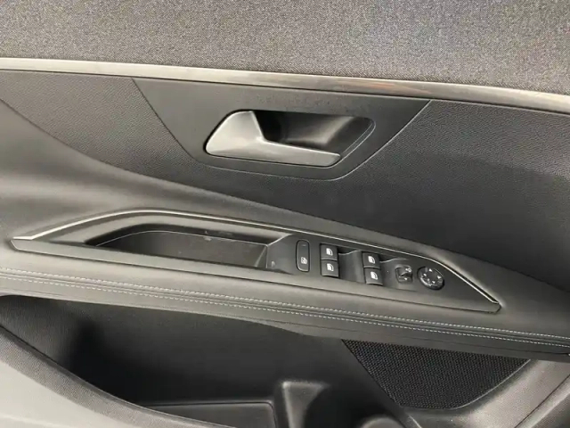 Peugeot 3008 puretech 130ch s&amp;s eat8 — photo 60