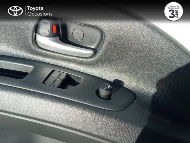 Toyota Aygo X 1.0 vvt-i 72ch dynamic — photo 13