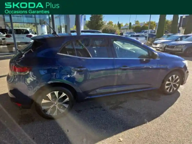 Renault Megane iv berline tce 115 fap - 21b limited — photo 23