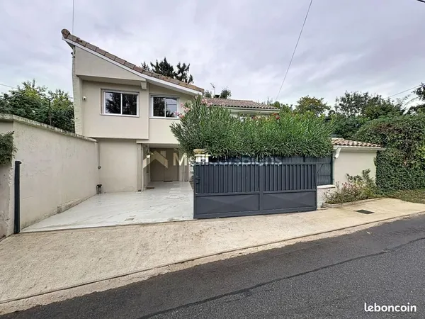 Maison 5 pièces 120 m²