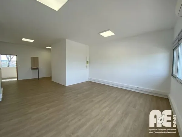 Local 46 m²