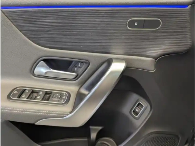 Mercedes Classe A amg 35 4matic berline — photo 21