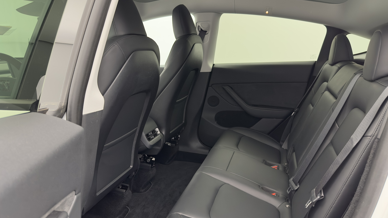 Tesla MODEL Y Grande Autonomie Dual Motor AWD — photo 27