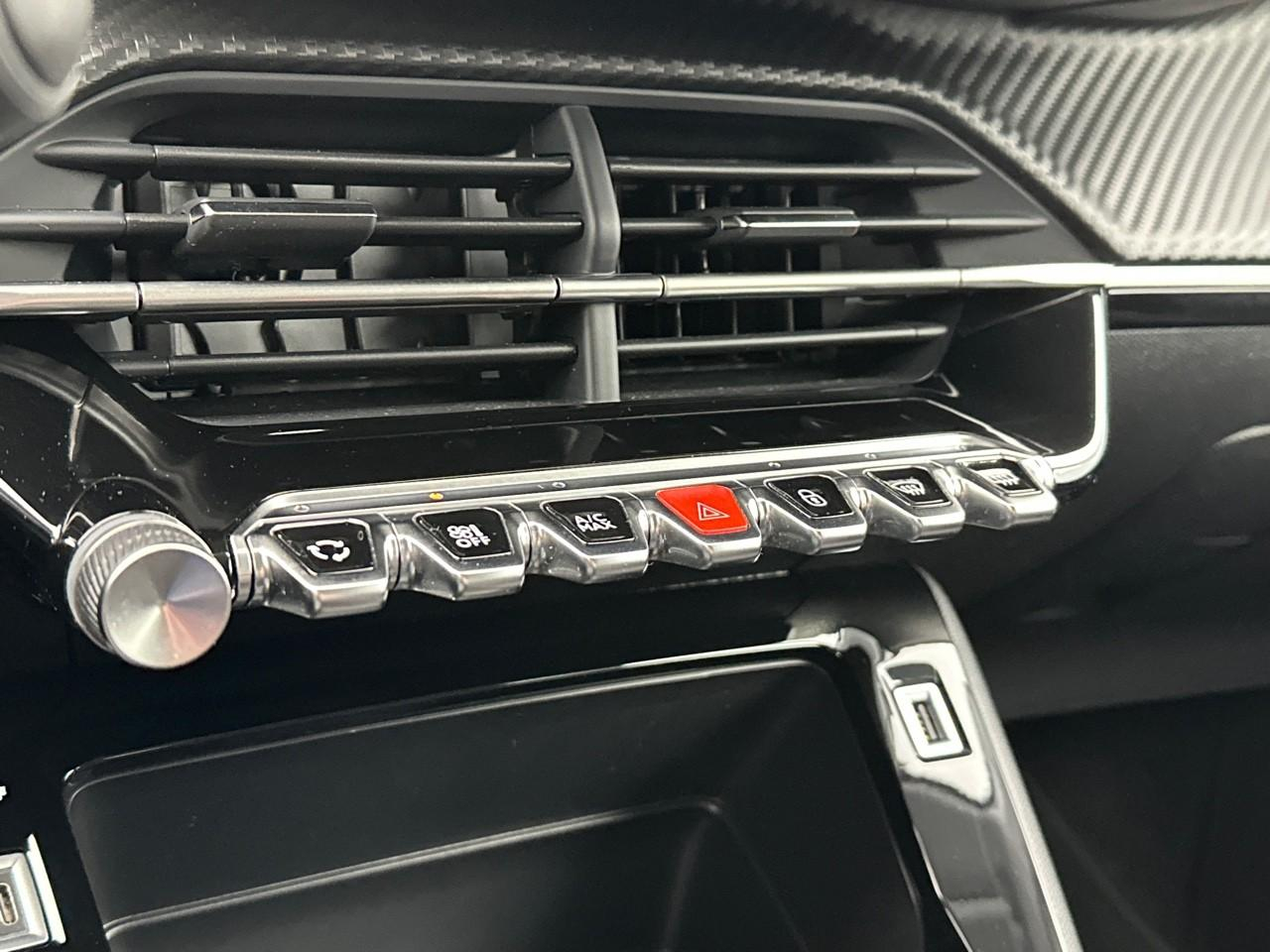 Peugeot 208 puretech 100 s&s bvm6 style — photo 26