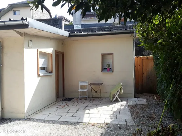 LOC MEUBLÉ Maisonnette