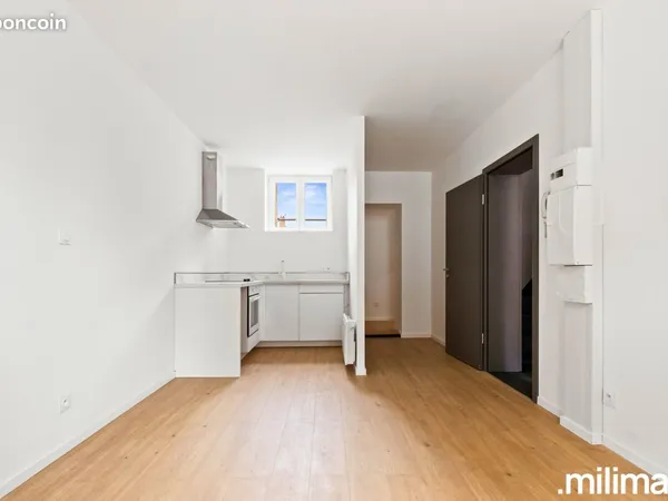 Studio 1 pièce 23 m²