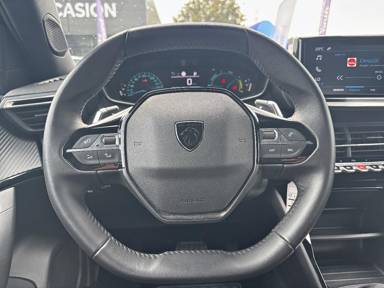 Peugeot 2008 1.2 hybrid 145ch style e-dcs6 — photo 29