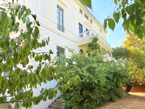 Appartement T2 de 71 m² avec terrasse et jardin privatif de 27 m2