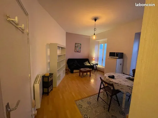 À LOUER : Appartement meublé 36 m² - Quartier Saint-Martin